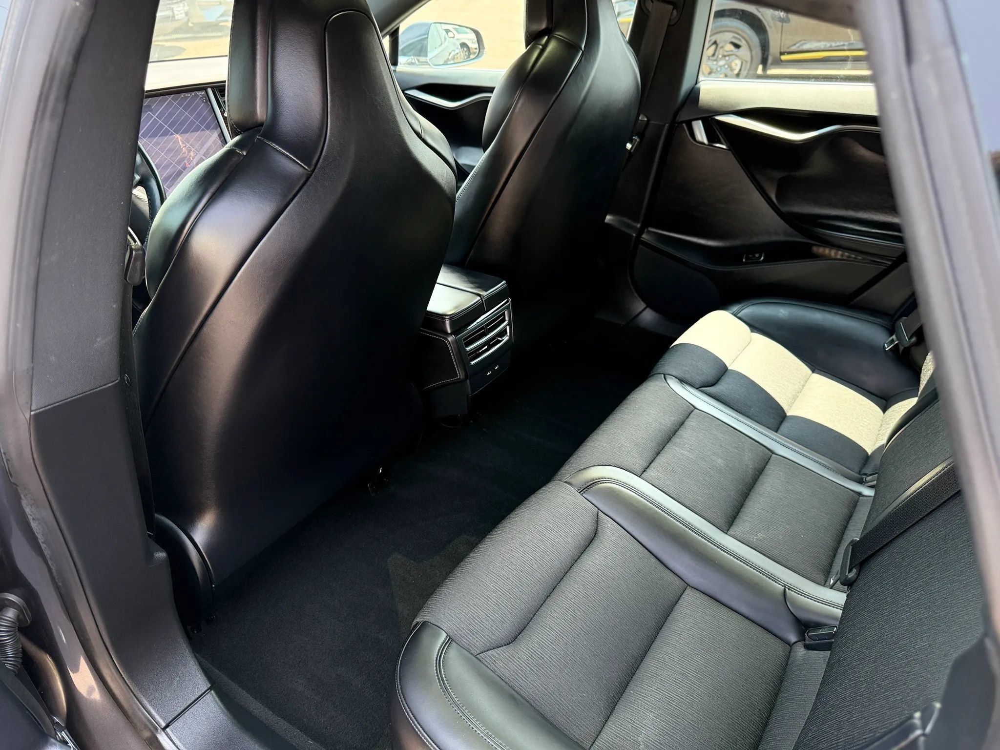 Used 2018 Tesla Model S 75D AWD/4WD image 15