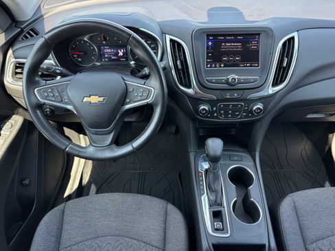 Used 2022 Chevrolet Equinox LT AWD/4WD image 19