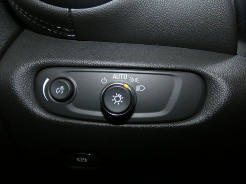 Used 2023 Chevrolet Blazer LT w/ Convenience Package image 16