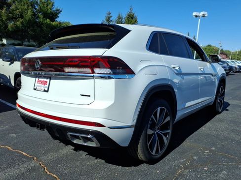 New 2026 Volkswagen Atlas Cross Sport SEL Premium R-Line AWD/4WD image 2