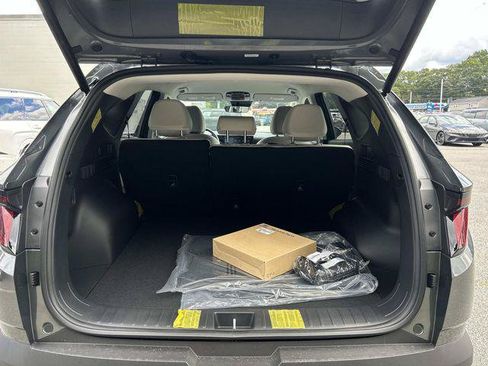 New 2026 Hyundai Tucson SEL w/ Tow & Go Package AWD/4WD image 4