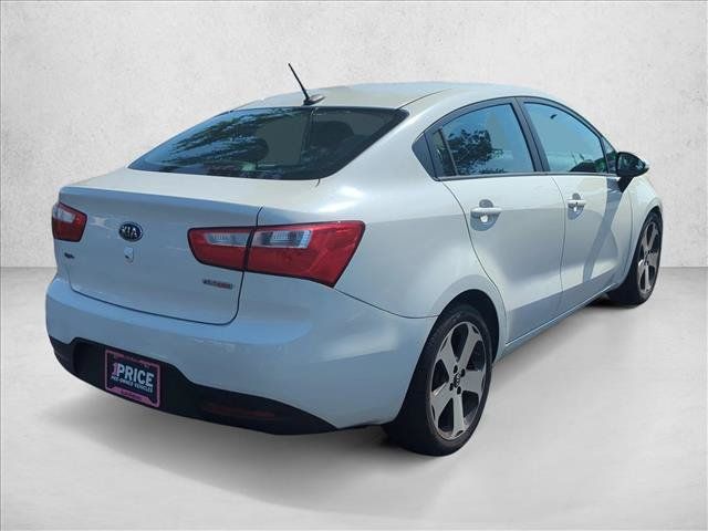 Used 2014 Kia Rio SX w/ Premium Package FWD image 5