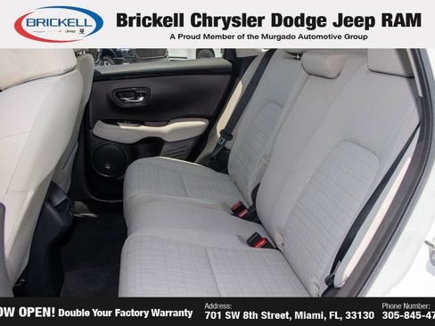 Used 2023 Honda HR-V LX image 14