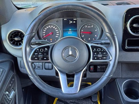 Used 2021 Mercedes-Benz Sprinter 2500 w/ Comfort Plus Package image 19