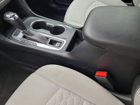 Used 2018 Chevrolet Equinox LT AWD/4WD image 26