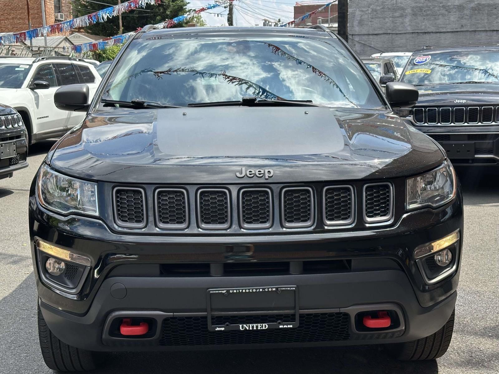 Certified 2018 Jeep Compass Trailhawk w/ Leather Interior Group AWD/4WD image 9
