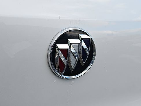 Used 2021 Buick Encore GX Preferred w/ Cold Weather Comfort Package image 31