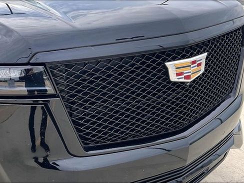 Certified 2024 Cadillac Escalade Sport image 29