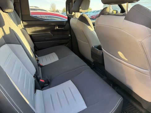 Used 2025 Toyota Tacoma TRD Off-Road image 6