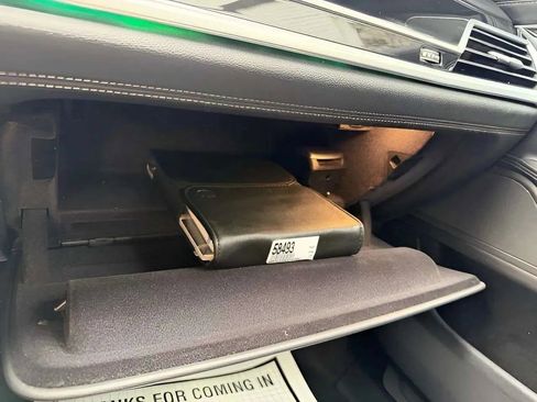 Used 2018 BMW 740i image 72