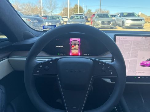 Used 2023 Tesla Model S Base image 28