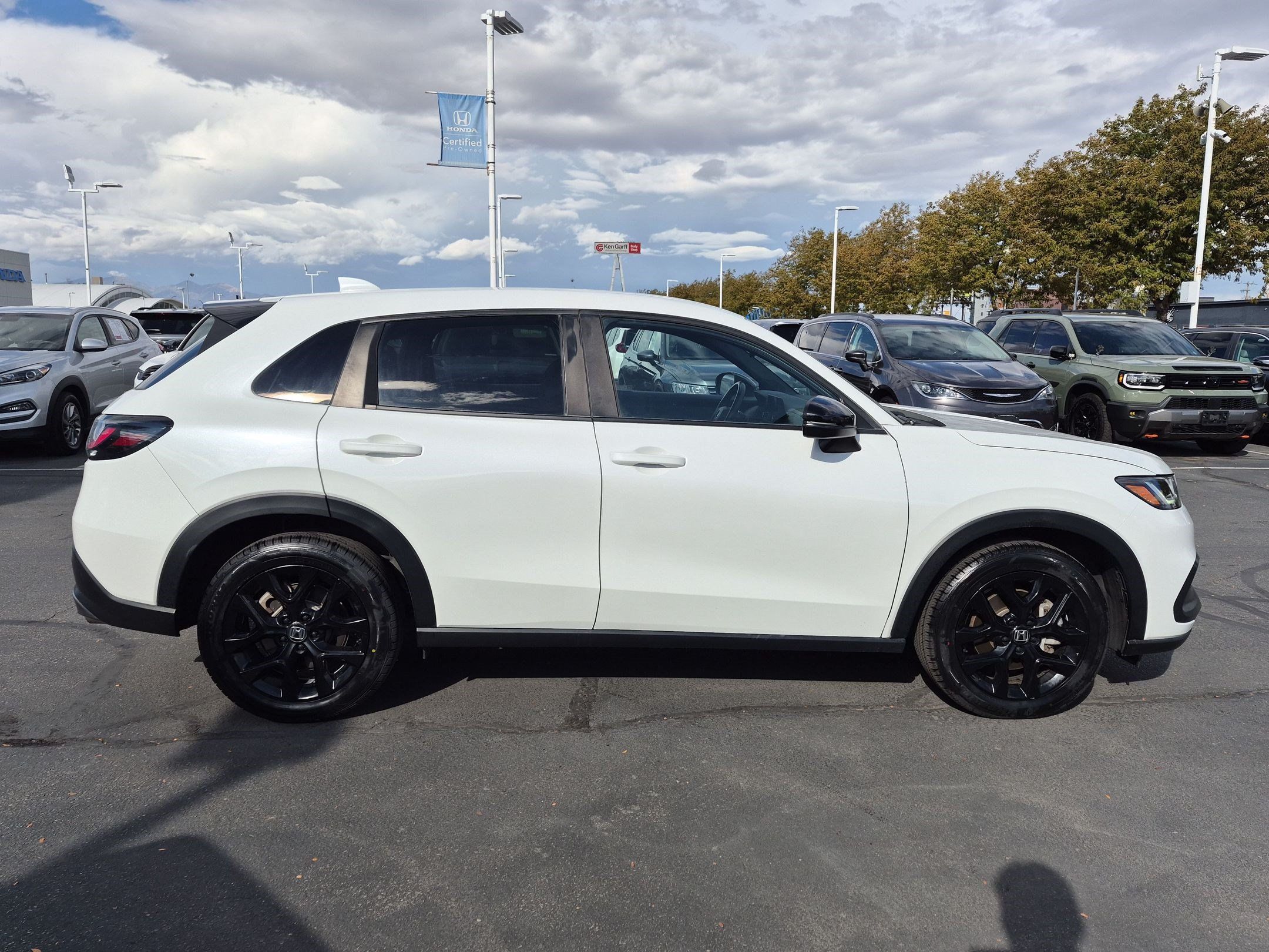 Certified 2024 Honda HR-V Sport image 2