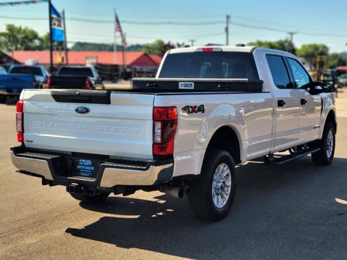 Used 2022 Ford F250 XLT AWD/4WD image 4