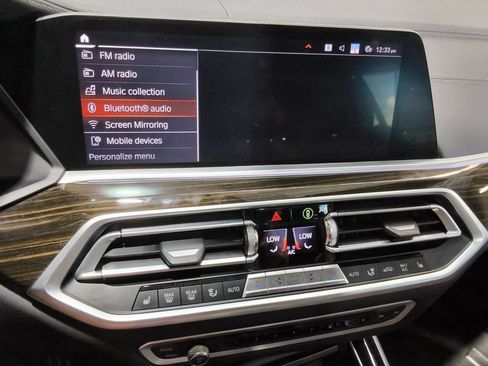 Used 2020 BMW X5 xDrive40i w/ M Sport Package AWD/4WD image 24