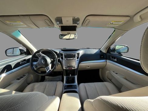 Used 2013 Subaru Outback 2.5i Premium w/ All-Weather Pkg image 9