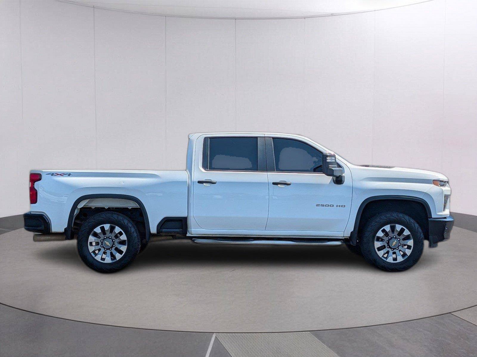 Used 2023 Chevrolet Silverado 2500 Custom w/ Custom Value Package AWD/4WD image 7