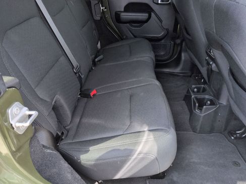 Used 2021 Jeep Wrangler Unlimited Sport S image 17