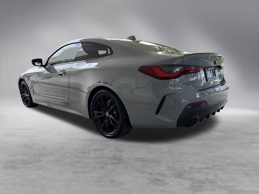 Used 2022 BMW 430i Coupe w/ M Sport Package RWD image 4