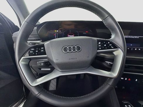 Used 2025 Audi Q5 Premium Plus AWD/4WD image 11