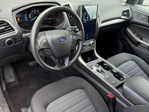 Used 2024 Ford Edge SE AWD/4WD image 14