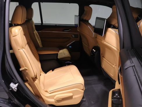 Certified 2023 Jeep Grand Cherokee L Summit AWD/4WD image 22