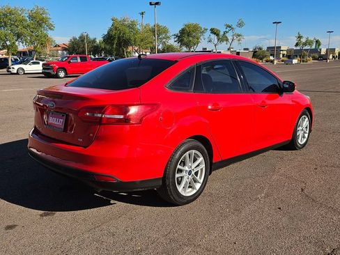 Used 2017 Ford Focus SE FWD image 11