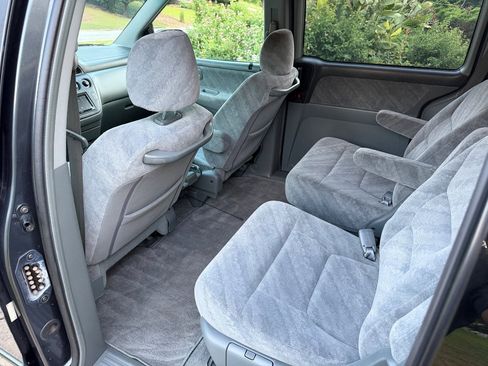 Used 2004 Honda Odyssey EX image 21