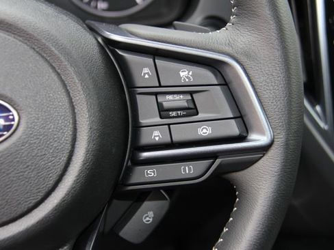 Used 2025 Subaru Forester Limited AWD/4WD image 20