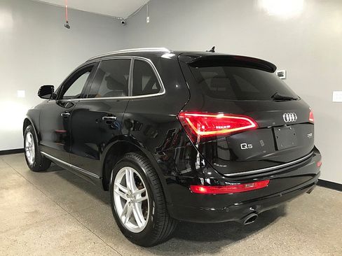 Used 2017 Audi Q5 2.0T Premium Plus w/ Technology Package AWD/4WD image 5