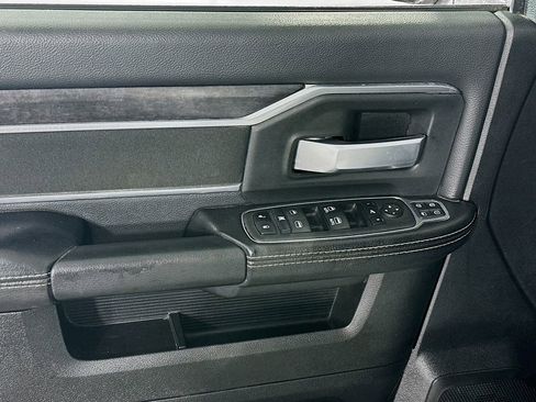 Used 2024 RAM 3500 Big Horn image 25