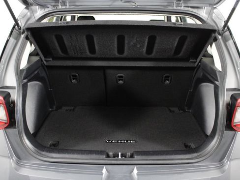 Certified 2025 Hyundai Venue SEL FWD image 18