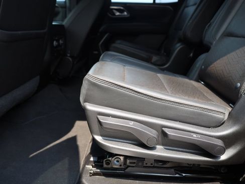 Used 2021 Chevrolet Tahoe High Country w/ Premium Package AWD/4WD image 18
