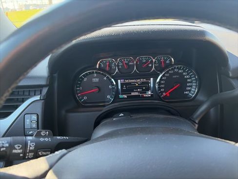 Used 2015 Chevrolet Suburban LTZ AWD/4WD image 7