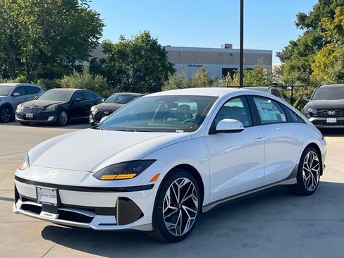 New 2025 Hyundai Ioniq 6 SEL image 5