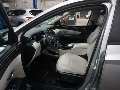 Used 2024 Hyundai Tucson SEL w/ Convenience Package FWD image 2
