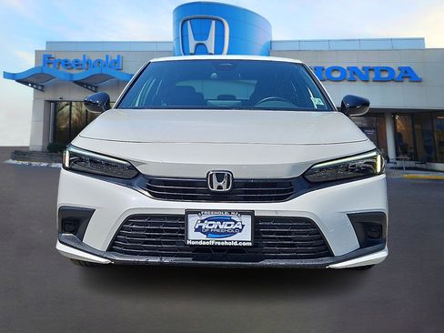 Used 2023 Honda Civic Sport image 2