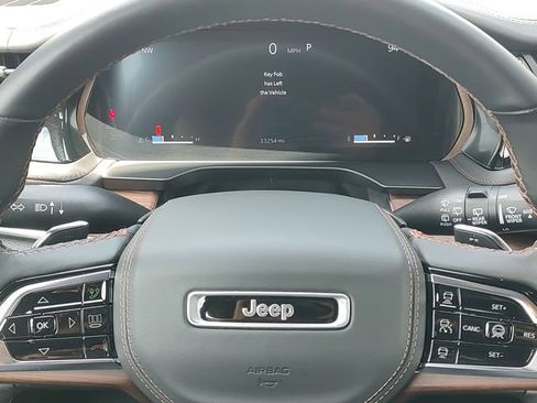 Used 2023 Jeep Grand Cherokee L Summit w/ Advanced Protech Group IV AWD/4WD image 12