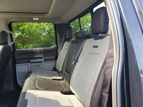 Used 2019 Ford F150 Limited AWD/4WD image 9