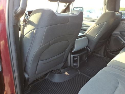 Used 2021 RAM 1500 Big Horn RWD image 9