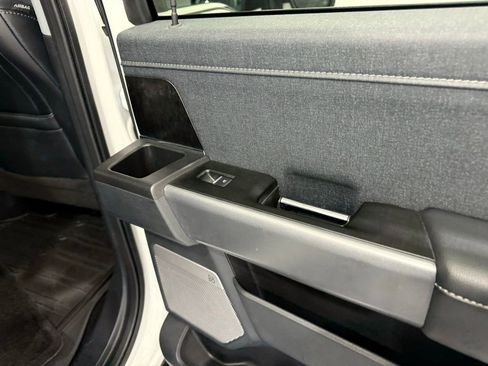 Used 2021 Ford F150 Lariat image 27