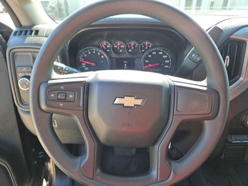 Used 2021 Chevrolet Silverado 1500 Custom image 14