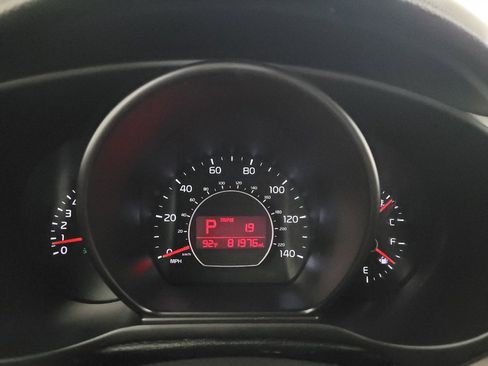 Used 2019 Kia Soul FWD image 23