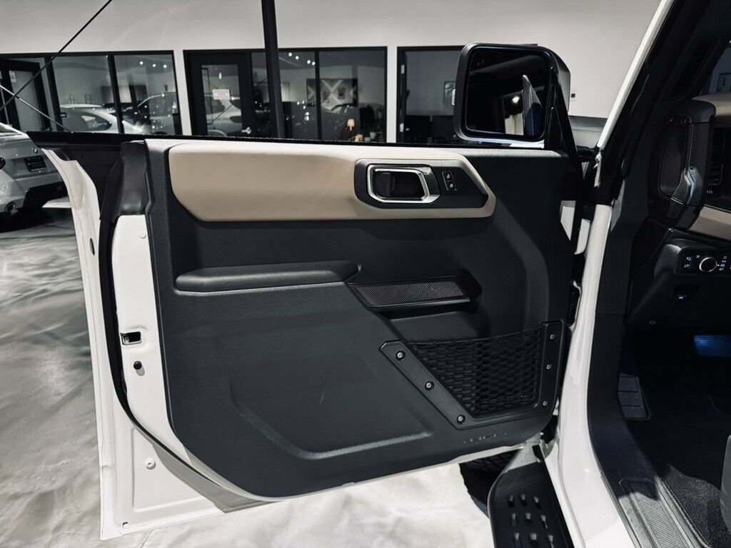 Used 2024 Ford Bronco Wildtrak AWD/4WD image 9