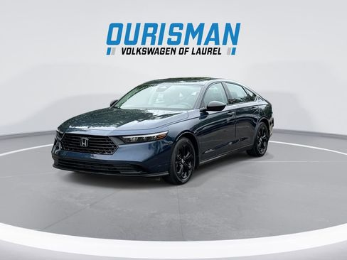 Used 2025 Honda Accord SE image 4