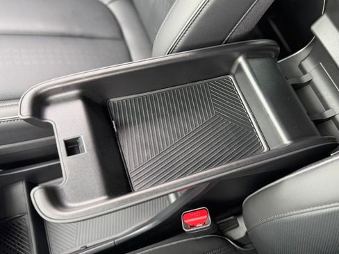 Used 2024 Hyundai Ioniq 5 Limited image 21