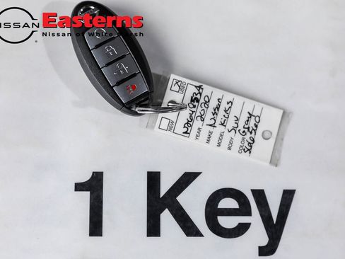 Used 2020 Nissan Kicks SR image 47