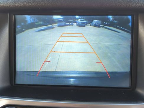 Used 2017 Chevrolet Suburban Premier RWD image 16