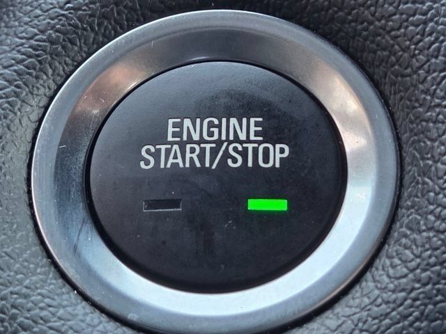 Used 2023 Chevrolet Traverse LT AWD/4WD image 35
