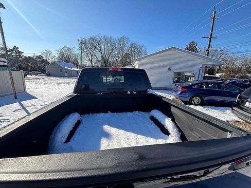 Used 2017 RAM 1500 Sport w/ Convenience Group image 6