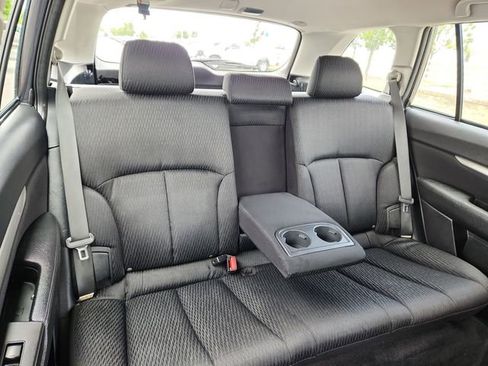 Used 2011 Subaru Outback 2.5i AWD/4WD image 28